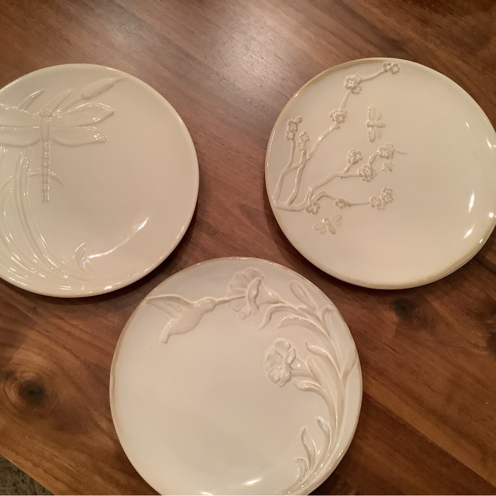 3 pottery, barn, signs of spring set of three salad or appetizer plates - Picture 2 of 7